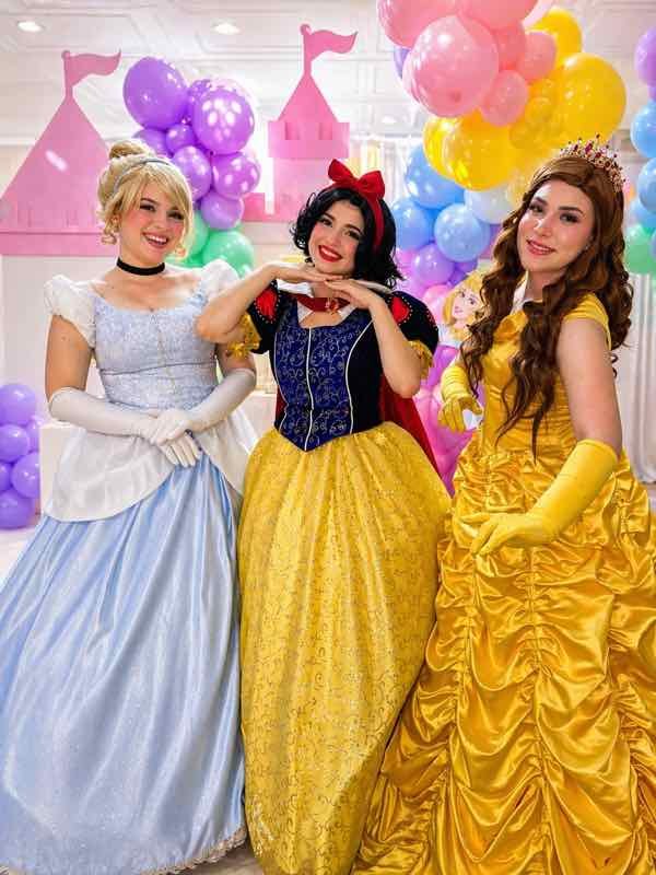 Cinderella, Snow White and Belle at a princess party